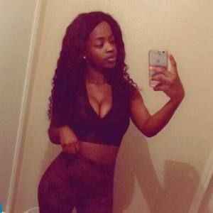 Meet your Posher, Monika